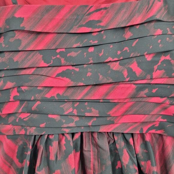 BCBGMaxAzria Mini Dress 4 Silk Magenta Abstract Balloon Pleated Bodice Formal - Picture 5 of 16